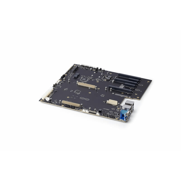 ADLINK COM-HPC Server Base angle